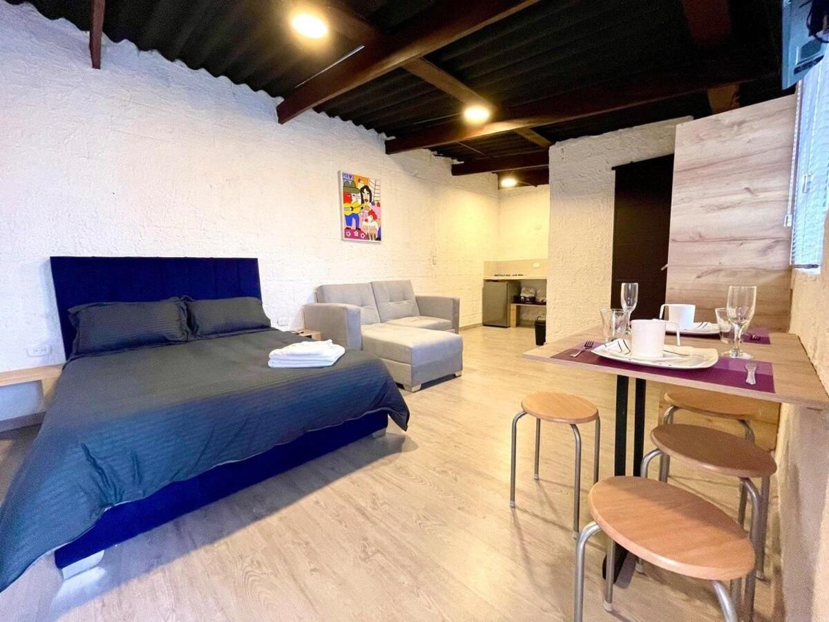 Super Apartamento Central En Casa Colonial Bogotá Exterior foto